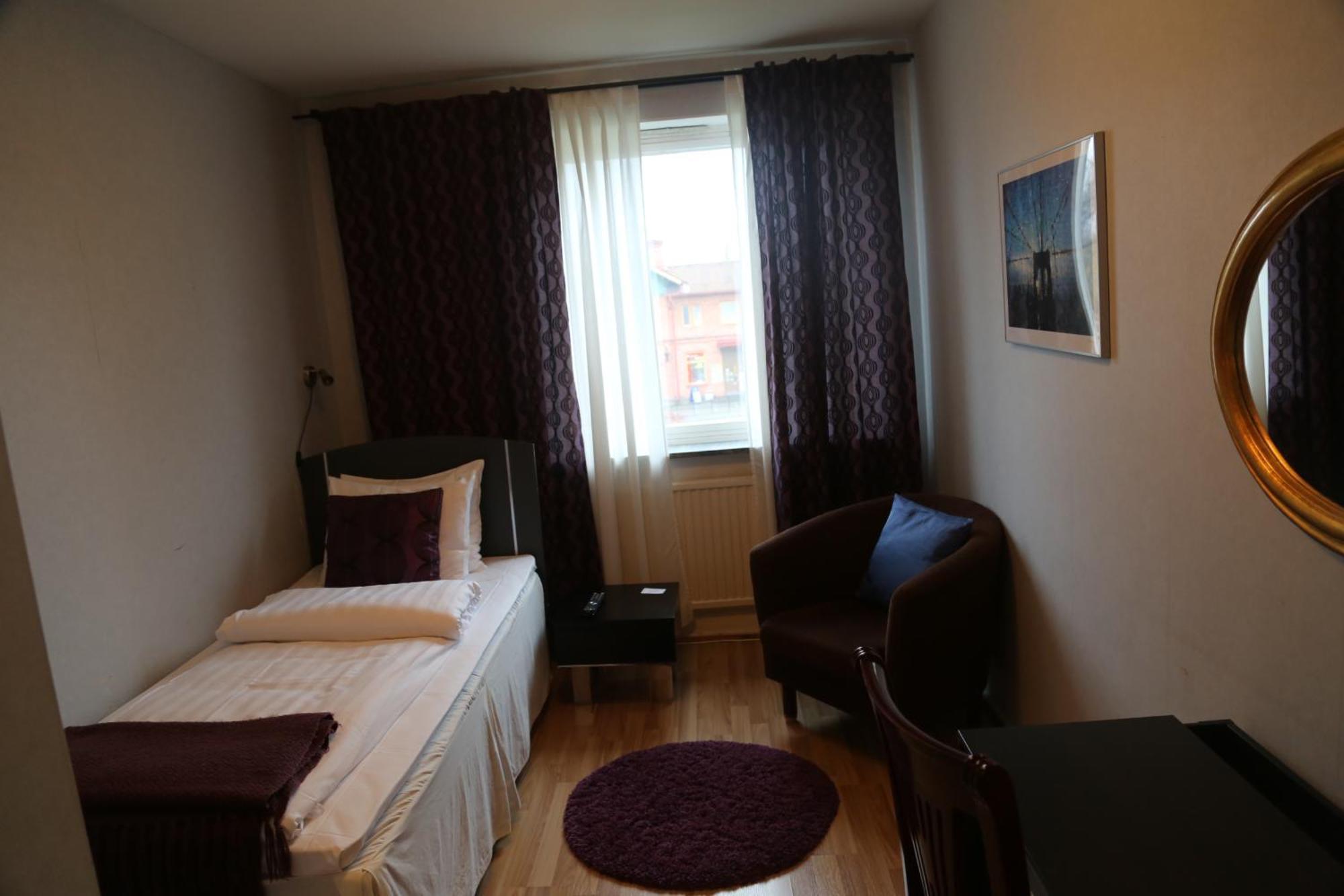 Vingaker Hotell Екстер'єр фото